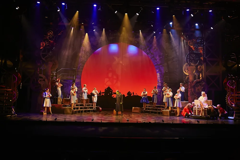 Performers in Bendigo Theatre Company’s Wicked